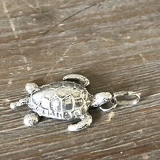 Sterling Silver Sea Turtle Pendant/charm