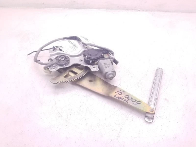 99-03 CONJUNTO REGULADOR VENTANA TRASERA LADO CONDUCTOR LEXUS RX300 Foto 3 de 4