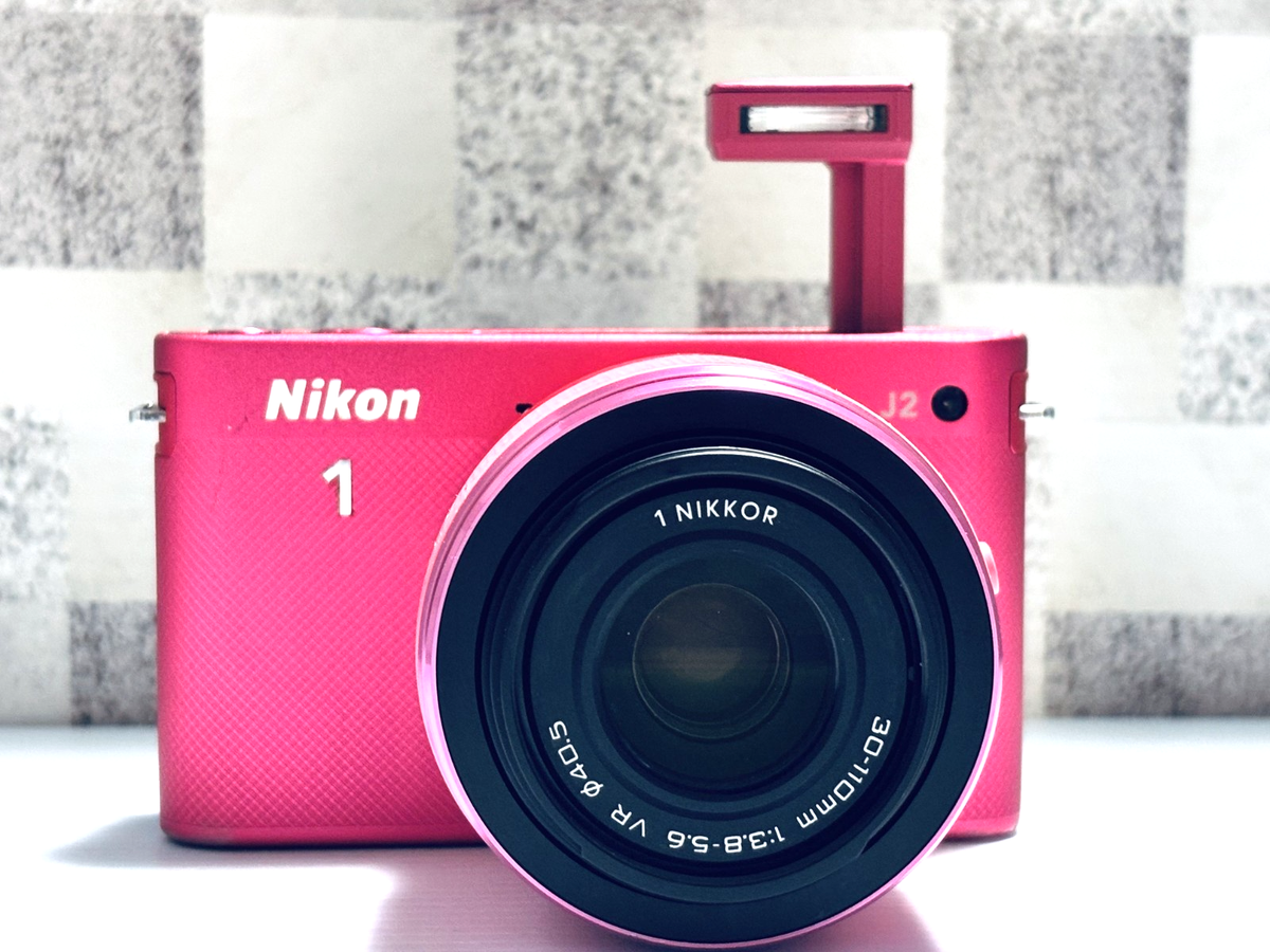 Nikon 1 J2 ピンク♡ Nikon 1 J2 10.1MP Mirrorless Digital Camera - Pink w/30-110mm VR