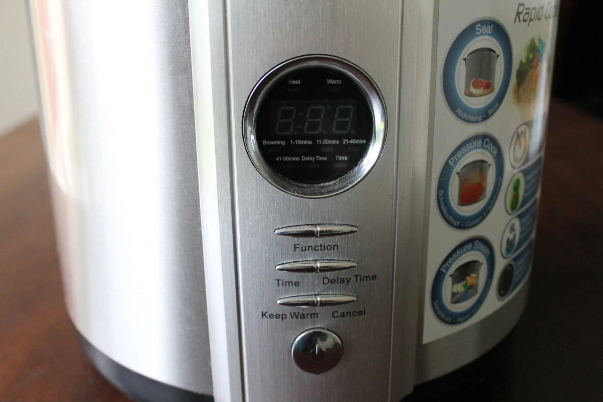 Morphy Richards Pressure Cooker