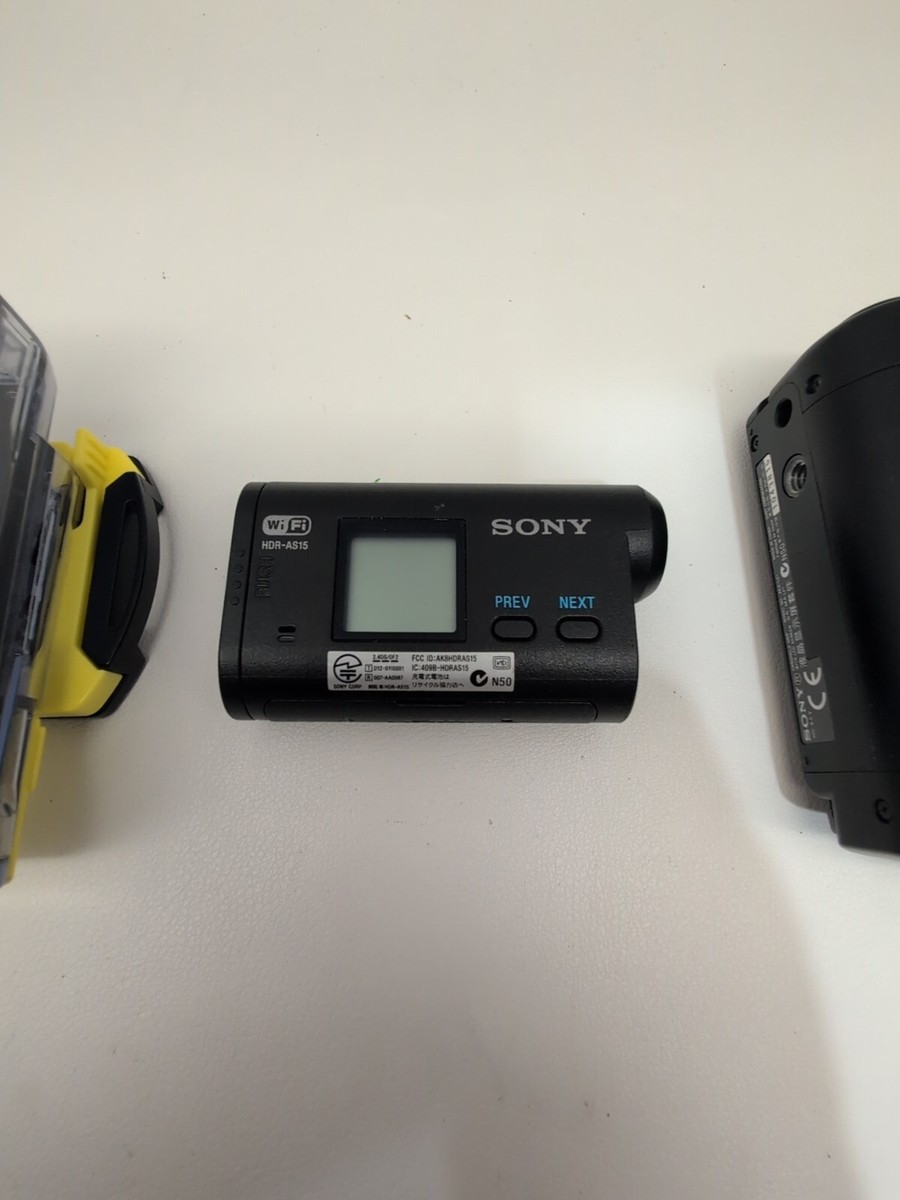 Sony Exmor R Steady Shot HDR-AS15 w/ AKA-LU1 Camcorder Cradle LCD 
