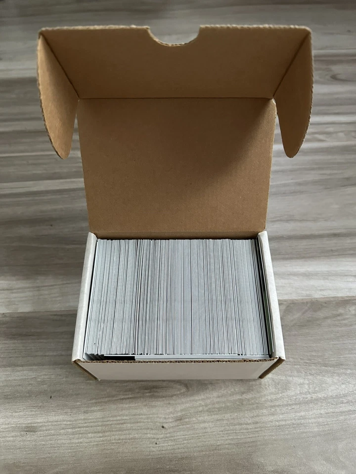 baseball cards box LOT 330 Cards 1998 Topps Gold Label Authentic Cards - Image 3 of 4