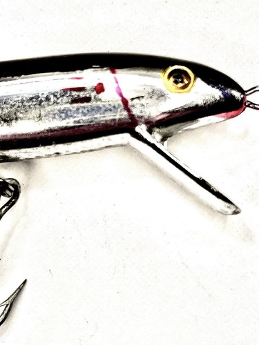 Vintage (3) Cotton Cordell Red Fin Lures Great Condition Shad, Gold & Silver - Picture 8 of 10