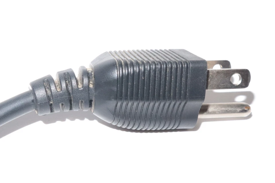 3-Prong Grounded Power Cord 6 ft ISHENG IS-14 US 125V 10A 1256W - Image 2 of 4