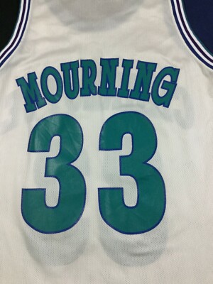 Vintage Charlotte Hornets Alonzo Mourning #33 Basketball NBA