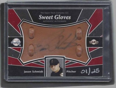 JASON SCHMIDT 2004 UD SWEET SPOT SWEET GLOVES ON CARD AUTO HAND #D 1/25
