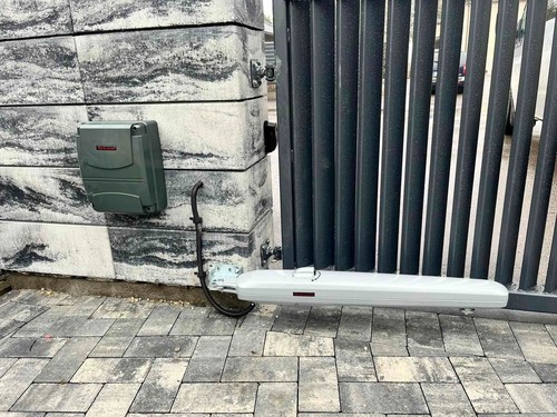 Abridor de puerta oscilante doble MCH700 MARCA MACHERMANN puertas puerta de automatización hasta 700 kg - Imagen 8 de 15