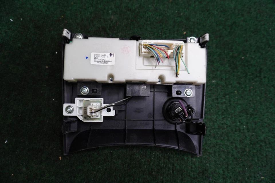 Controle CA 2012 NISSAN ROGUE FABRICANTE DE EQUIPAMENTO ORIGINAL 275001VL0C - Imagem 4 de 4