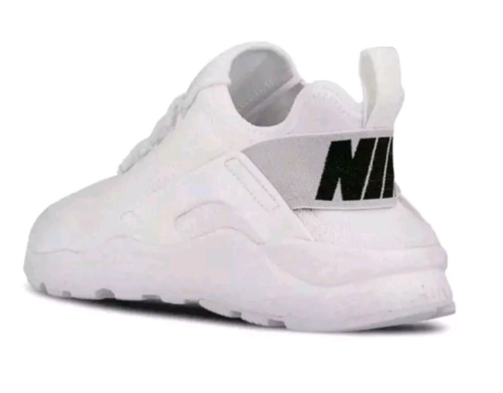 Damenschuhe boys girls NIKE HUARACHE RUN ULTRA All WEISS Trainers 819151 101 Größe 6 Damenschuhe boys girls NIKE HUARACHE RUN ULTRA All WEISS Trainers 819151 101 Größe 6