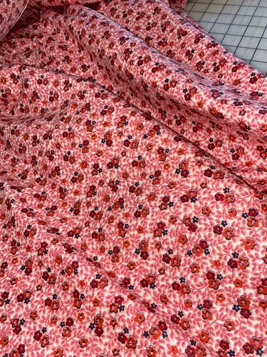 BTHY Vintage Cotton Quilt Fabric Red / Red- Orange Calico 35W #0359 - Picture 5 of 5