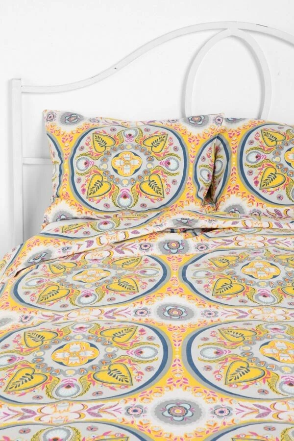 NOVO CONJUNTO DE CAPA DE EDREDOM E FARSA PINTADOS MEDALHÃO BOÊMIO URBAN OUTFITTERS DUPLO GG - Imagem 2 de 2