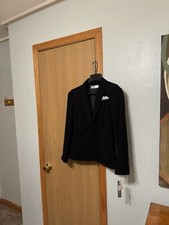 Tahari A.S.L NWT Size 6 Solid Black Long Sleeve One-Button Blazer