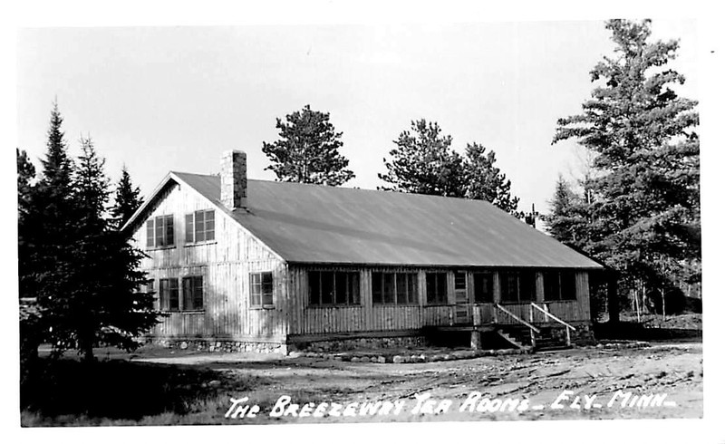 BREEZEWAY TEA ROOM, RPPC, ELY, MINNESOTA, VINTAGE POSTCARD (AN305)