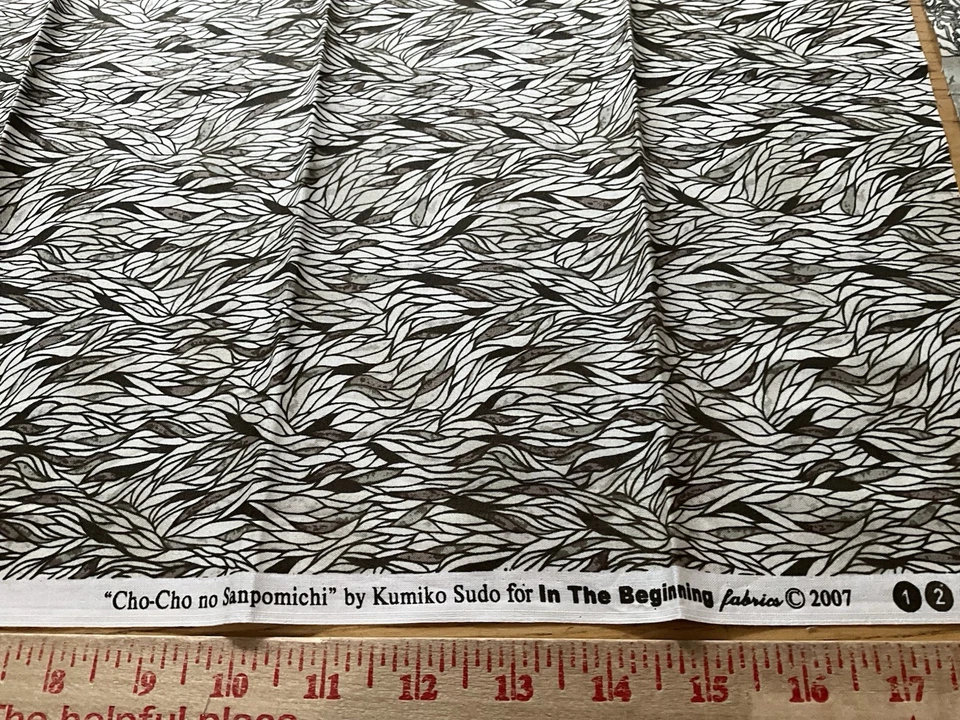 Cho-Cho no Sanpomichi 3 Fat Quaters 22" x 18" de Kumilo Sudo para In The Begining Foto 4 de 4