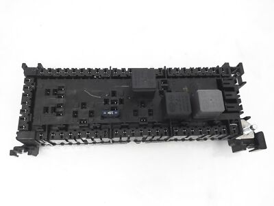 2012-2015 Mercedes-Benz Ml350 Rear Cabin Fuse & Relay Box - 166