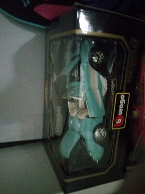 Bburago model FERRARI GTO 1984. 1:18 scale. cod.3027. Boxed. | eBay