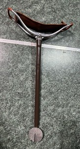 ORVIS  Enplish Leather Shooting Stick – Folding Seat & Walking Stick