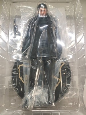 Chris Redfield Resident Evil 8 Figure Village Collector's Edition 2021 PVC