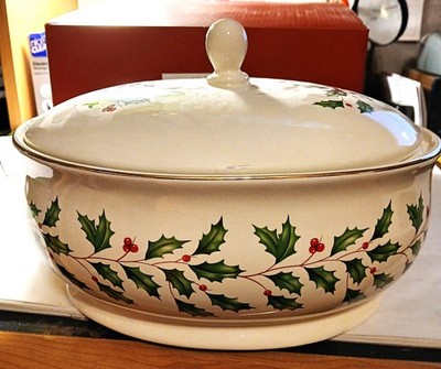 Lenox Holiday Footed, covered Bowl - NIB