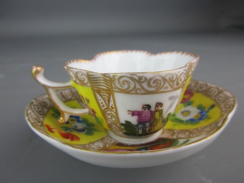 Vintage Dresden Porcelain Miniature Cup And Saucer Wonderful Detailing 1950s - Picture 3 of 8