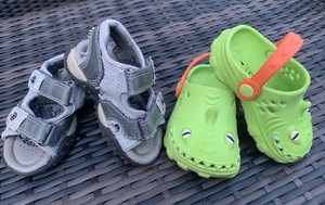 boys crocs size 4