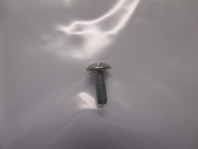 New Daiwa Spinning Reel Part B67 9308 Emblem Z2500it Line Roller Screw Ebay
