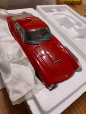 CMC | 1:18 | Ferrari 250 GT Berlinetta SWB 1961 Red | RARE | MINT | ORIGINAL BOX