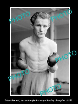 OLD POSTCARD SIZE PHOTO OF AUSTRALIAN BOXING CHAMPION BRIAN BENNETT c1950