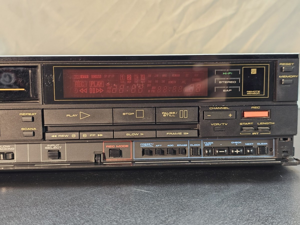 ピローズ&プレイヤーズ／チェリーレッド•ベストセレクションVHS ビデオ　超レア RARE Pioneer VH-930SD Hi-Fi S-VHS Stereo Video Cassette Recorder