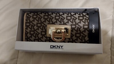 Dkny Brown/Beige Signature Canvas and Patent Leather Pouch Brand NEW