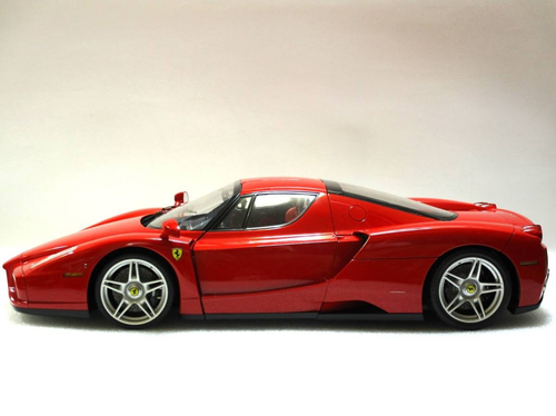 1/12 Tamiya Ferrari Enzo 23205 Semi Assembled Diecast - Red - Picture 6 of 9