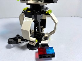 LEGO Space:  Exploriens: Nebula Outpost 6899 (1996) + Hovertron 6815