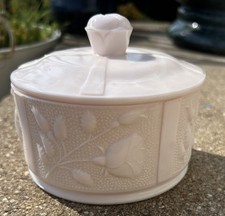 Jeannette SHELL PINK Milk Glass LIDDED POWDER...