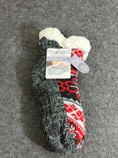 MUK LUKS Women's Cabin Socks S/M Shoe Size 5-7 Non Slip Red Black Warm and Cozy