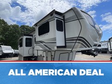 2022 Keystone Montana 3761FL