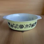 Vintage Pyrex Yellow Black Pressed Flowers Casserole 1 1/2 qt 043 * No Lid *