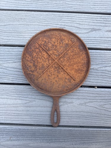 Vintage Griswold No. 8 Cast Iron Griddle X Base Slant Logo Rusty