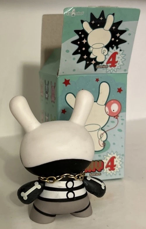 Kidrobot Dunny Series 4 3” MAD Modern Hero Bling With Full Packaging Kidrobot - Image 2 of 3
