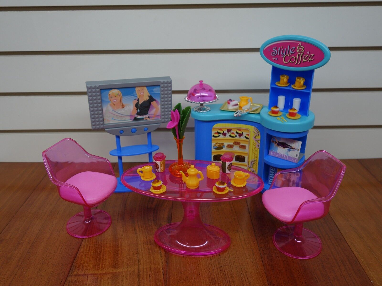 Gloria,Barbie Size Doll House Furniture/(2918) My Fancy Life Cafe