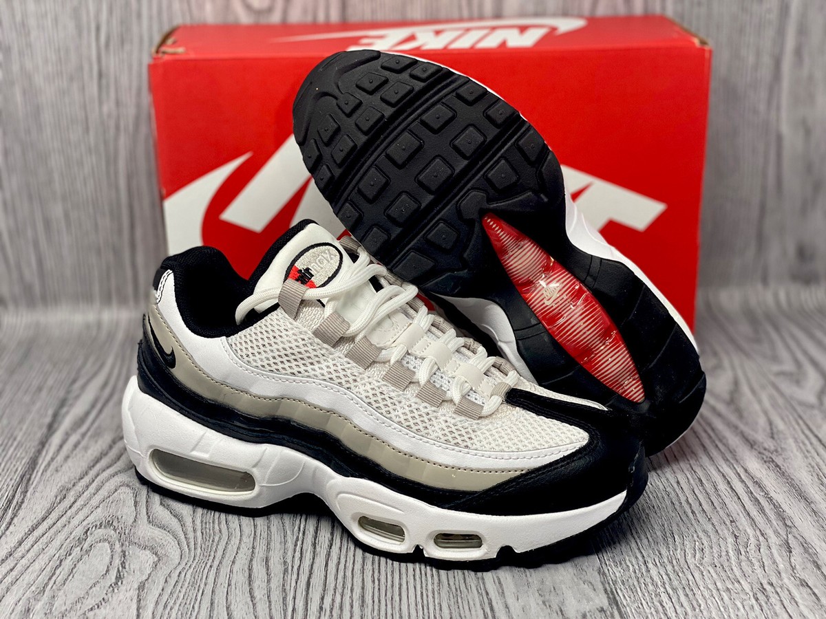 Nike Air Max 95 Women's Size 5 Shoes Black Iron Ore Patent Nike Air Max 95 Women's Size 5 Shoes Black Iron Ore Patent