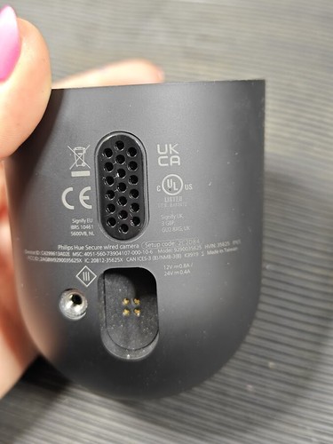 Philips Hue Secure Wired Camera with Accessories - Used, Minor Defects - Afbeelding 19 van 24
