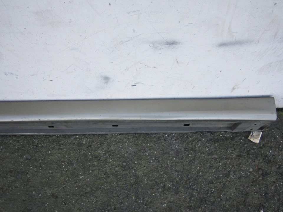 nn80206 Subaru Outback 2000 2001 2002 2003 2004 faldón panel basculante lateral derecho OEM Foto 2 de 4