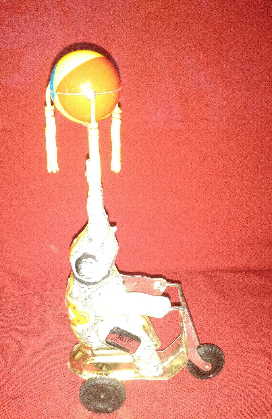Picture 2 of 12