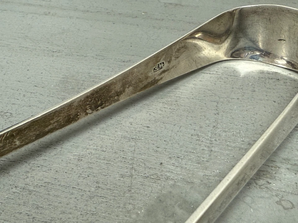 Pinzas antiguas de plata esterlina maciza William Eaton 1823 sello de Londres georgiano Foto 4 de 4