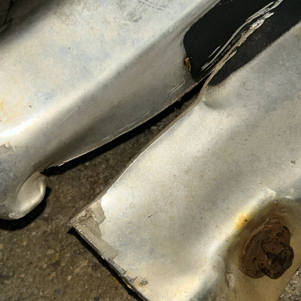 1973-1977 Ford F100 Grille OEM USED Flaw 1974 1975 1976 F-100 Grill Flaw!!! Read Foto 3 de 4