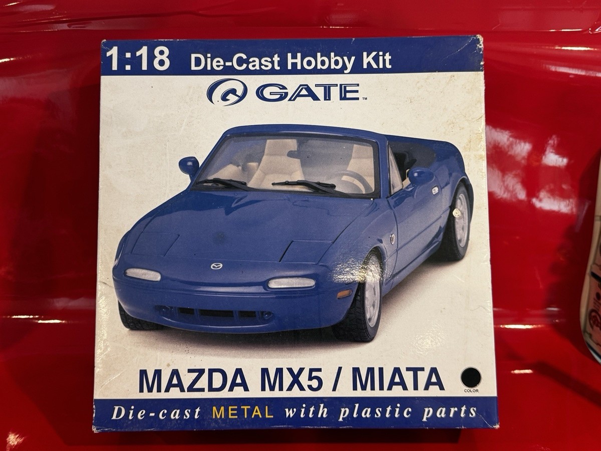 Gate 1:18 Mazda MX5 / Miata Modellauto schwarz Bausatz OVP NEU RAR
