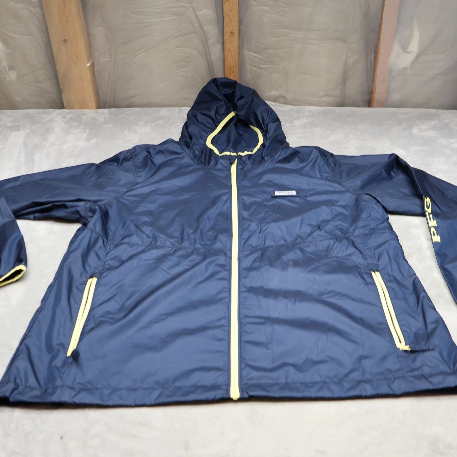 Columbia PFG Jacket Mens XL Blue Sleeve Graphic Full Zip Lightweight Windbreaker
