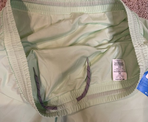 Columbia Women’s 5” Inseam Hiking Shorts NWT Size XL - Light Green - Picture 4 of 6