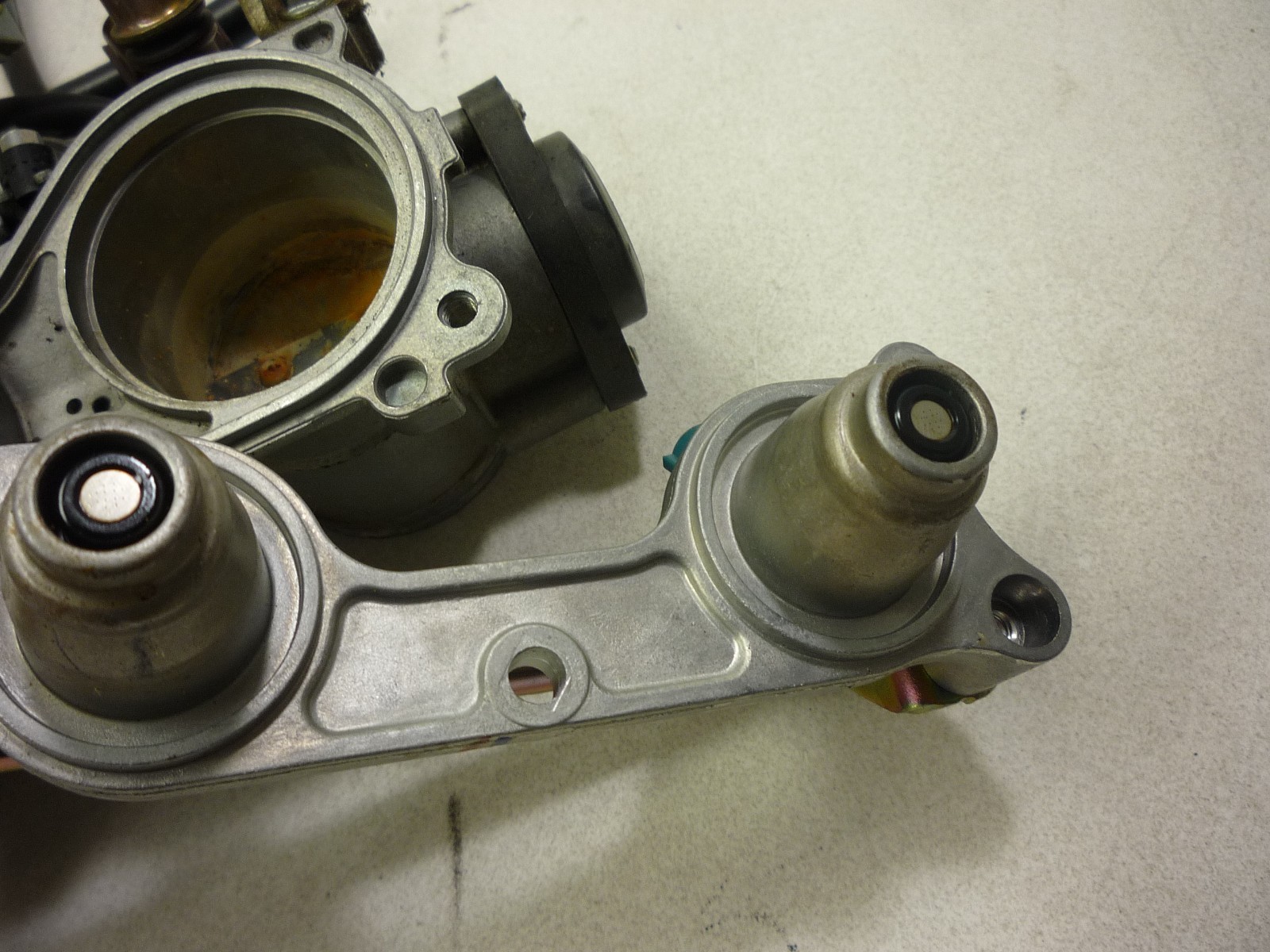 HONDA 0607 CBR1000RR CBR 1000 THROTTLE BODIES FUEL INJECTORS OEM