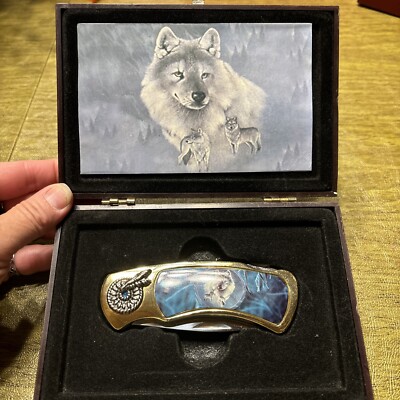 Collector Lockback Wolf Pocket Knife in Wood Box Stainless China